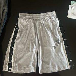 Puma Gum Shorts Size Youth Medium